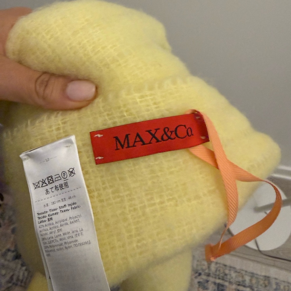 Max & Co. Soft Lemon Scarf